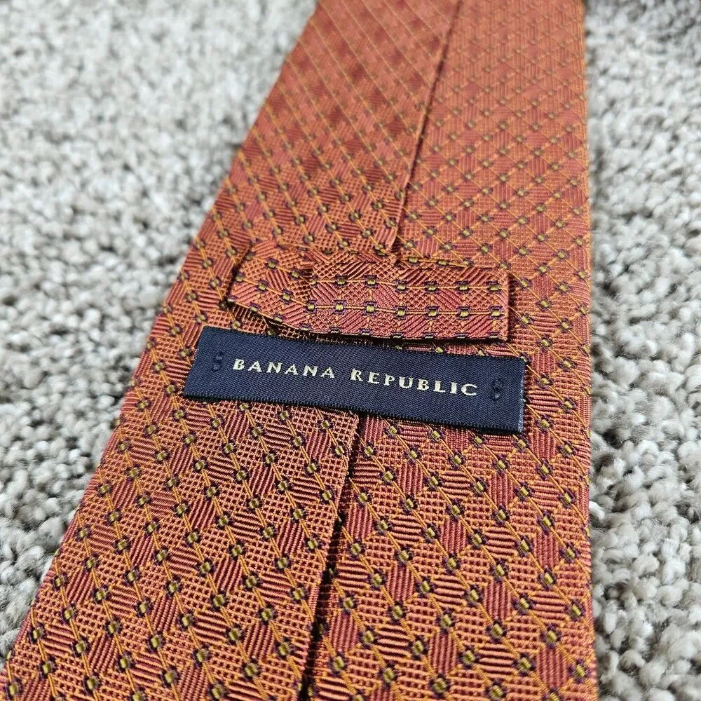 Banana Republic Silk Tie Burnt Orange Geometric Micro Dot Grid USA Made Mens